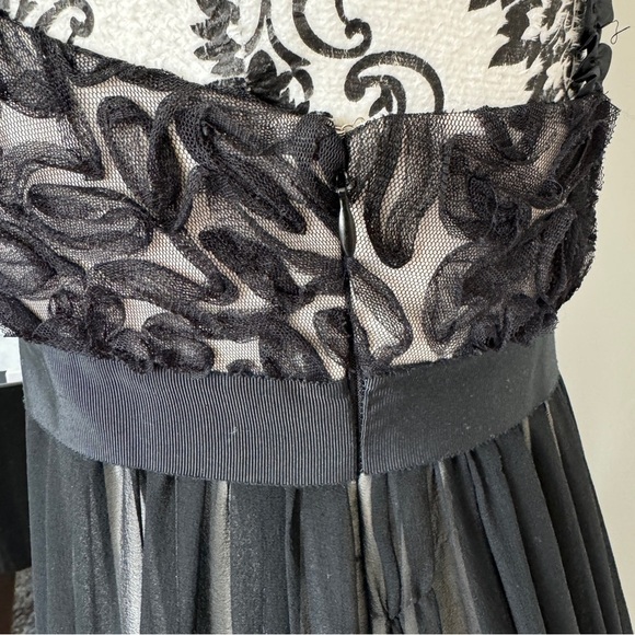 Marchesa Notte 100% Silk Two Layer Dress Floral Mesh Top Rufgle Strap Black 6 - Picture 4 of 11